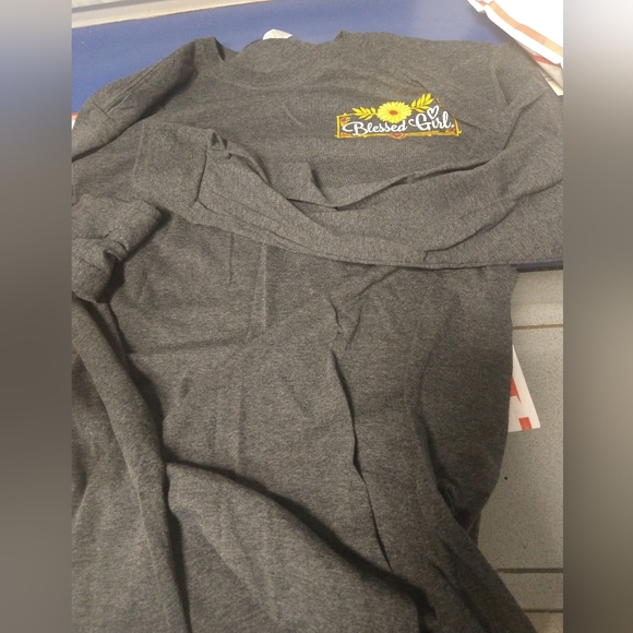NWT Blessed Girl long sleeved charcoal gray tee "The Greatest of these is love" - Picture 3 of 8